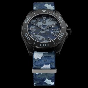 The special replica TAG Heuer Aquaracer WAY208D.FC8221 watches have blue Nylon straps.