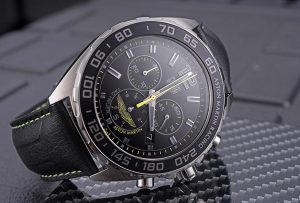 The 43 mm copy TAG Heuer Formula 1 CAZ101P.FC8245 watches have black dials.