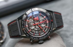 The black leather straps replica TAG Heuer Carrera Heuer 01 watches have black dials.