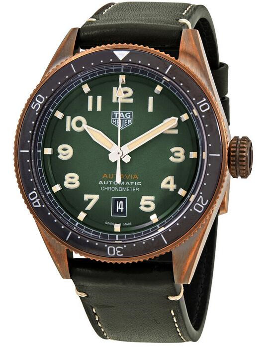 Swiss fake watches are attractive with green color.