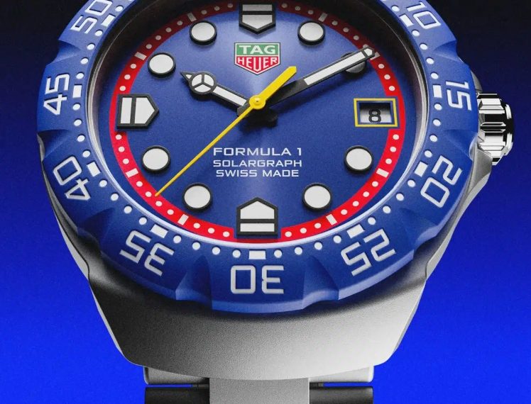 TAG Heuer Formula 1 Solargraph blue dial and steel bracelet front view